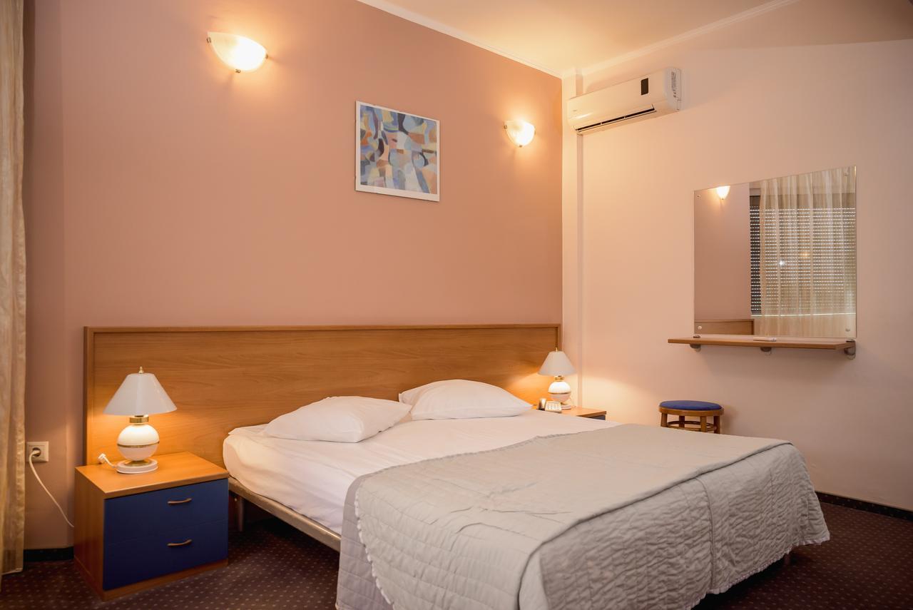 Hotel Reghina Тимишоара Экстерьер фото