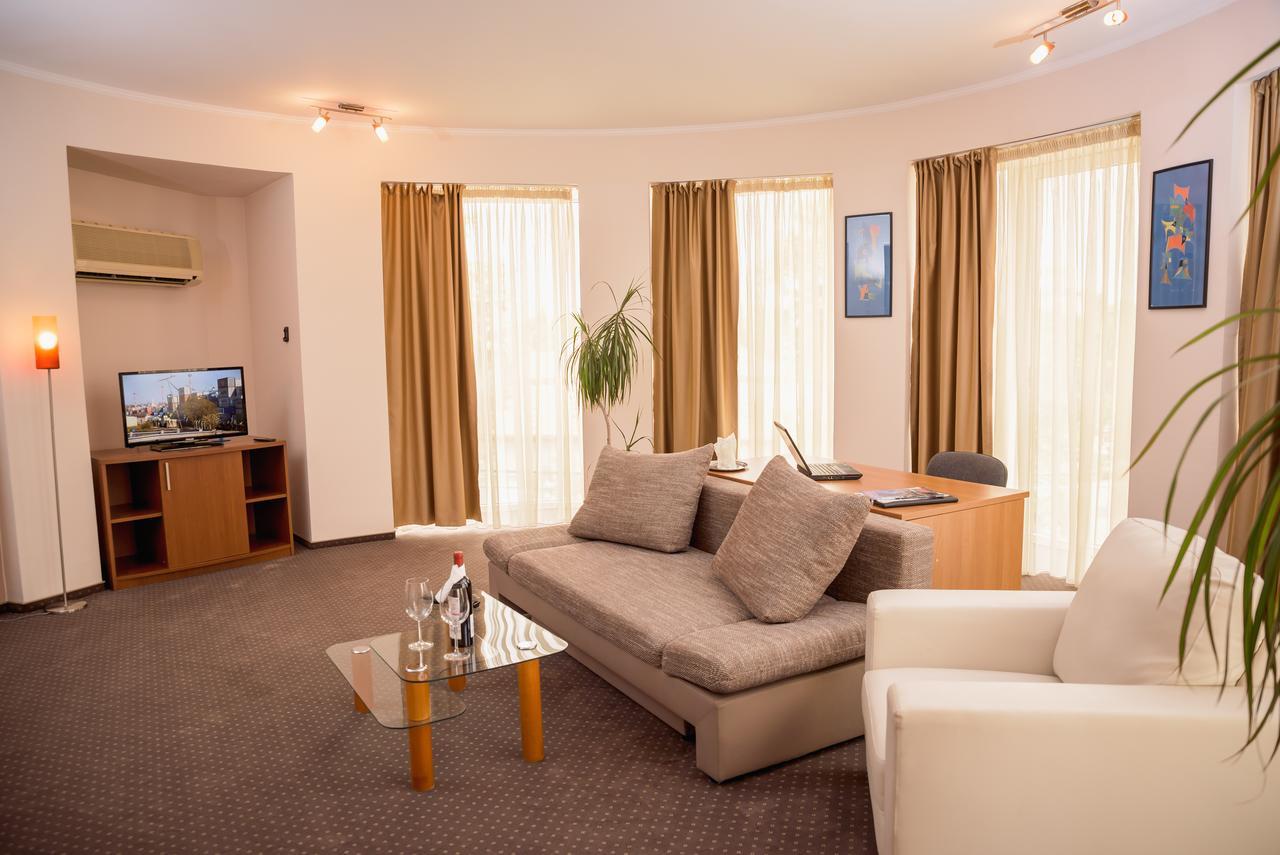 Hotel Reghina Тимишоара Экстерьер фото