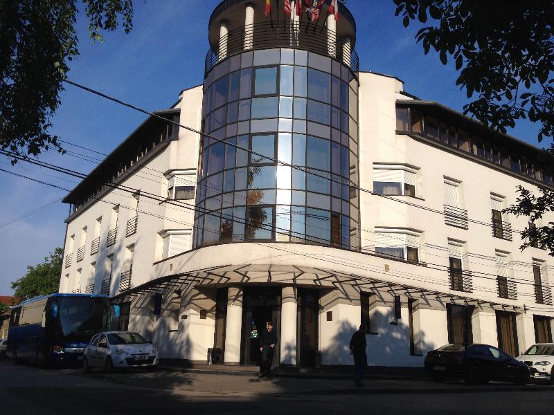 Hotel Reghina Тимишоара Экстерьер фото