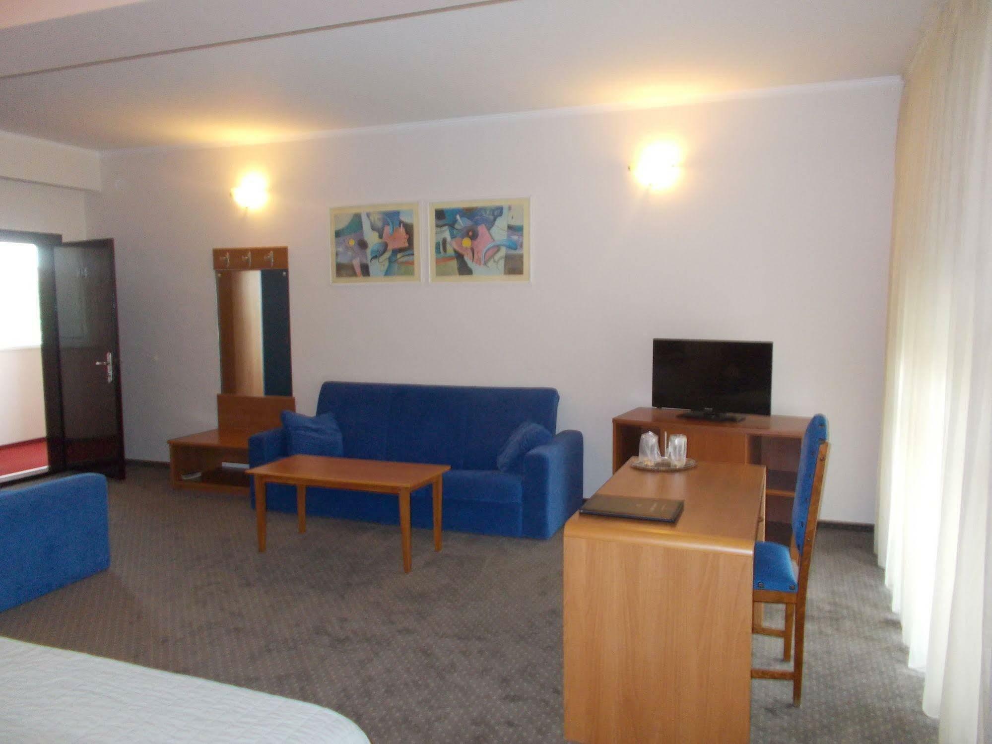 Hotel Reghina Тимишоара Экстерьер фото